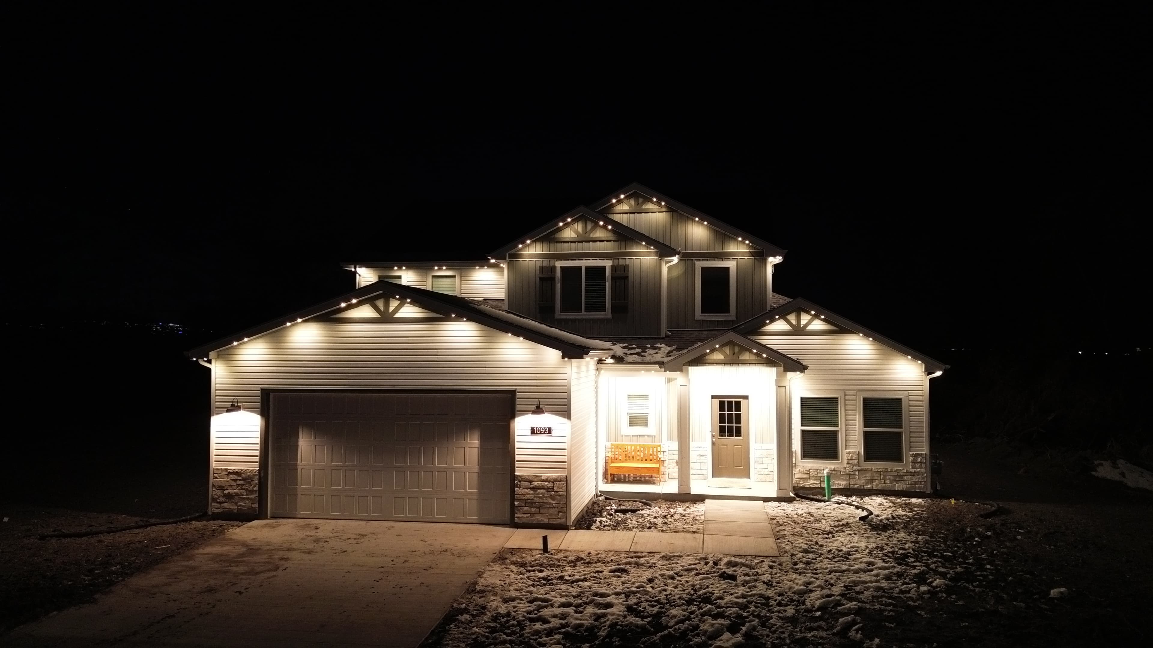 TruLight permanent outdoor accent lighting warm white