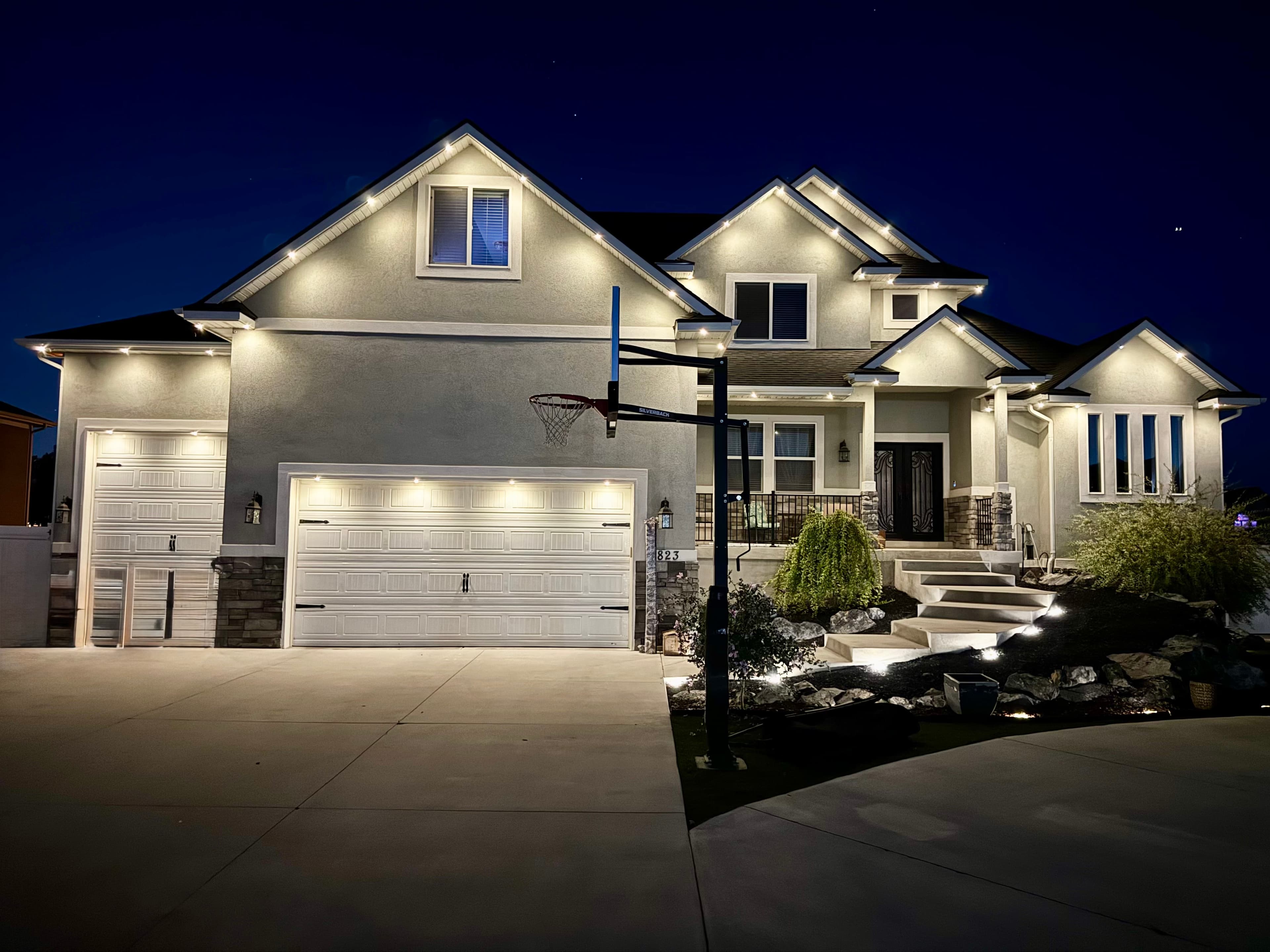 Smart outdoor LED lighting controlled from the TruLight app